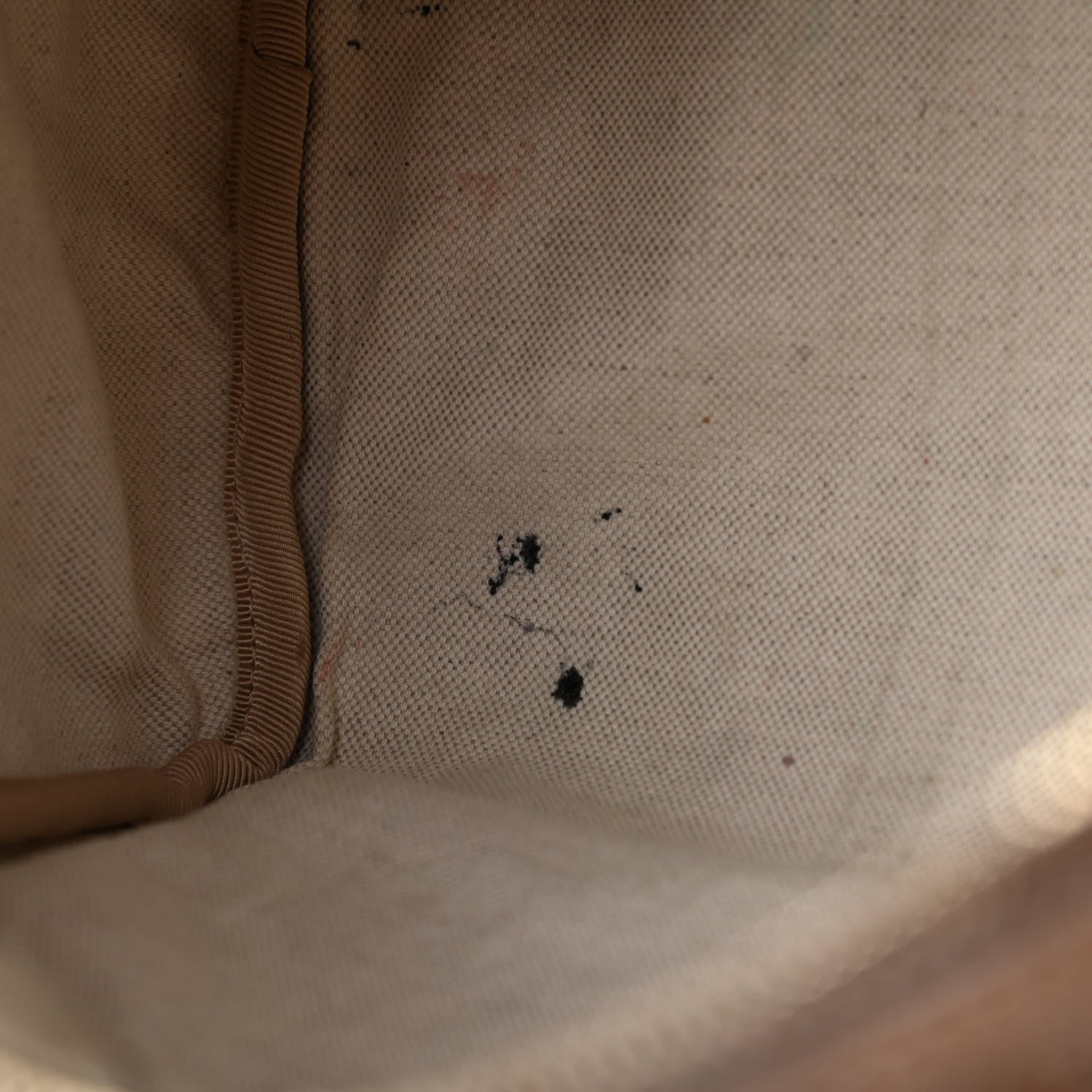 Gucci GG Supreme Monogram Medium Nice Boston Red 13 of 22