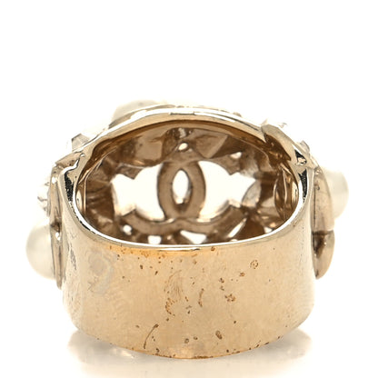 Chanel Crystal Pearl CC Ring 49/5 Gold 3 of 4