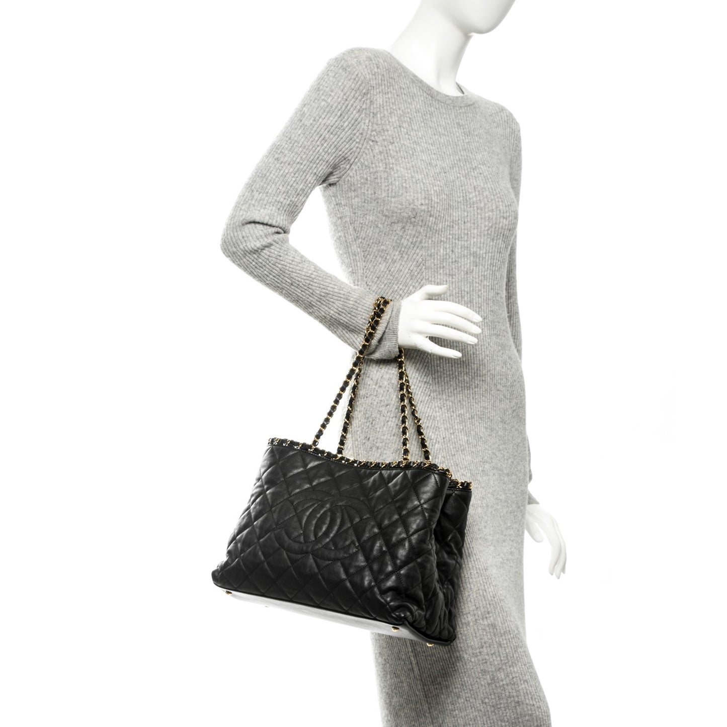 Calfskin Quilted Small Chain Me Tote Black
