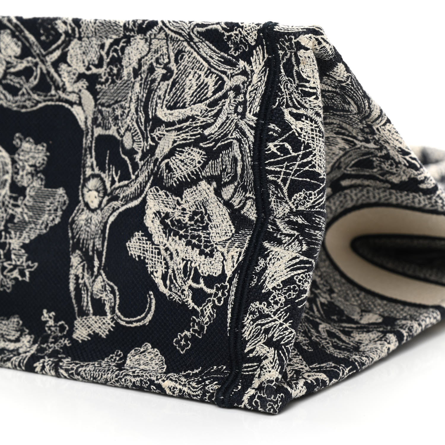 Christian Dior Canvas Embroidered Large Dioriviera Toile De Jouy Reverse Book Tote Blue 9 of 9
