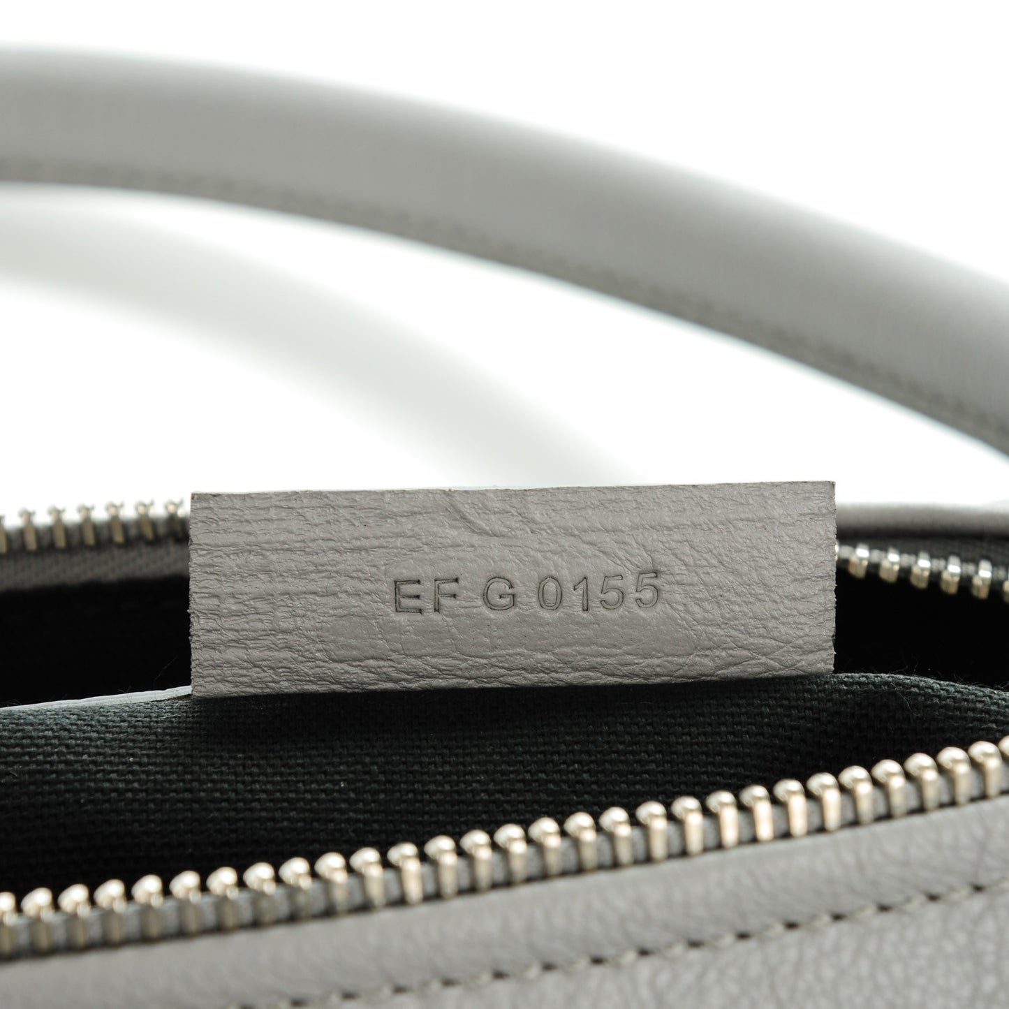 Sugar Goatskin Medium Pandora Pearl Grey