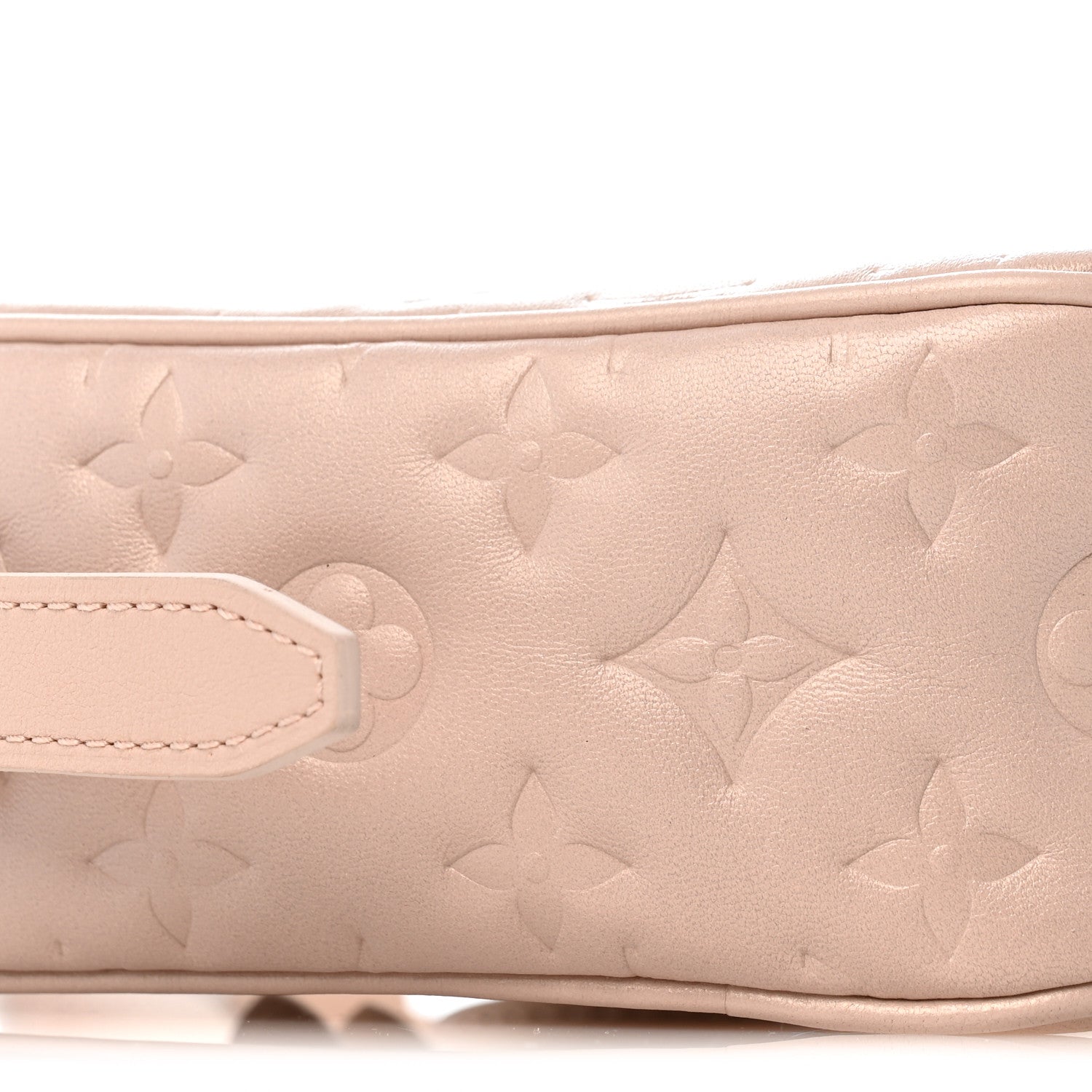 Louis Vuitton Lambskin Embossed Monogram Fall In Love Sac Coeur Light Pink 8 of 11