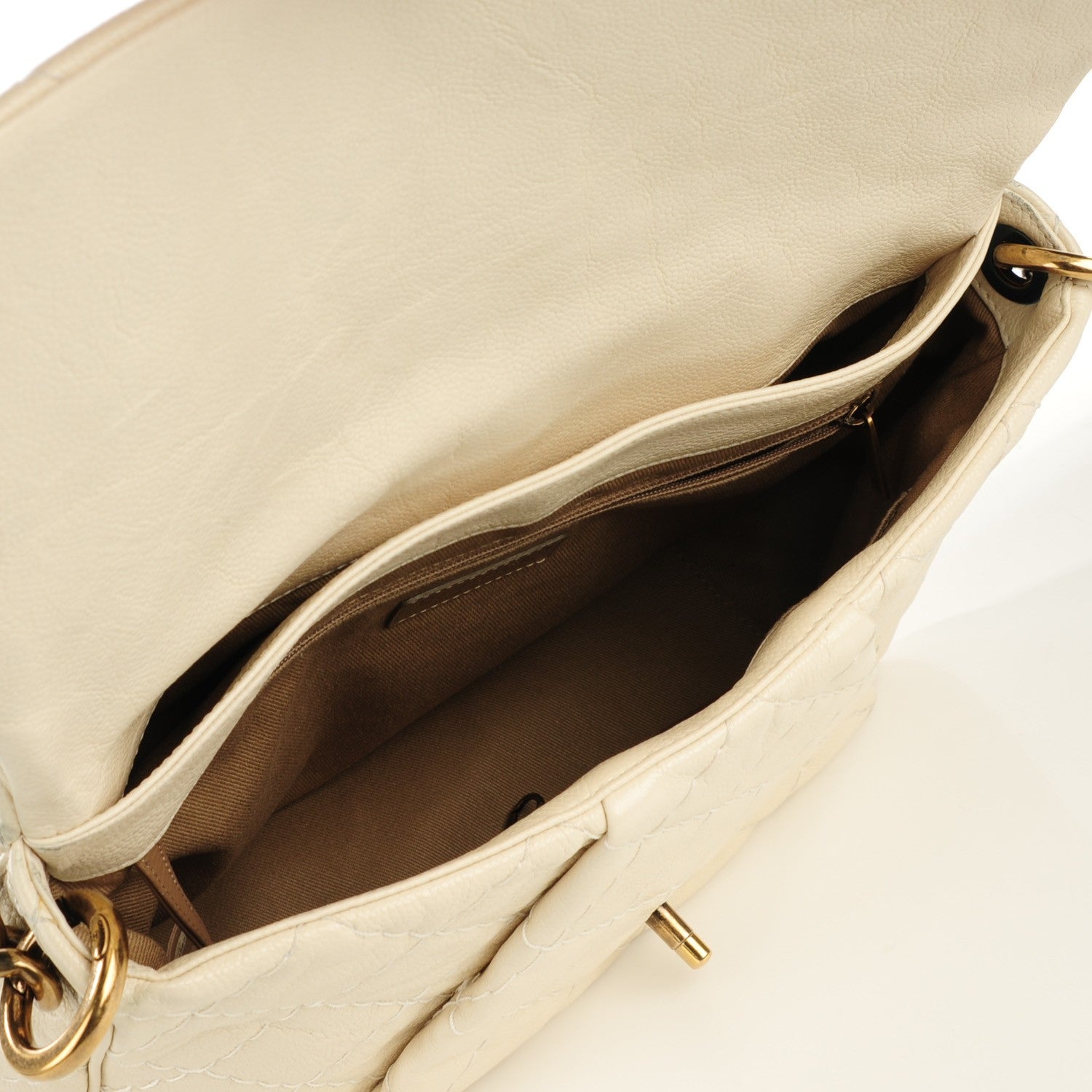 Chanel Crumpled Caviar Coco Pleats Messenger Flap Ivory 8 of 8