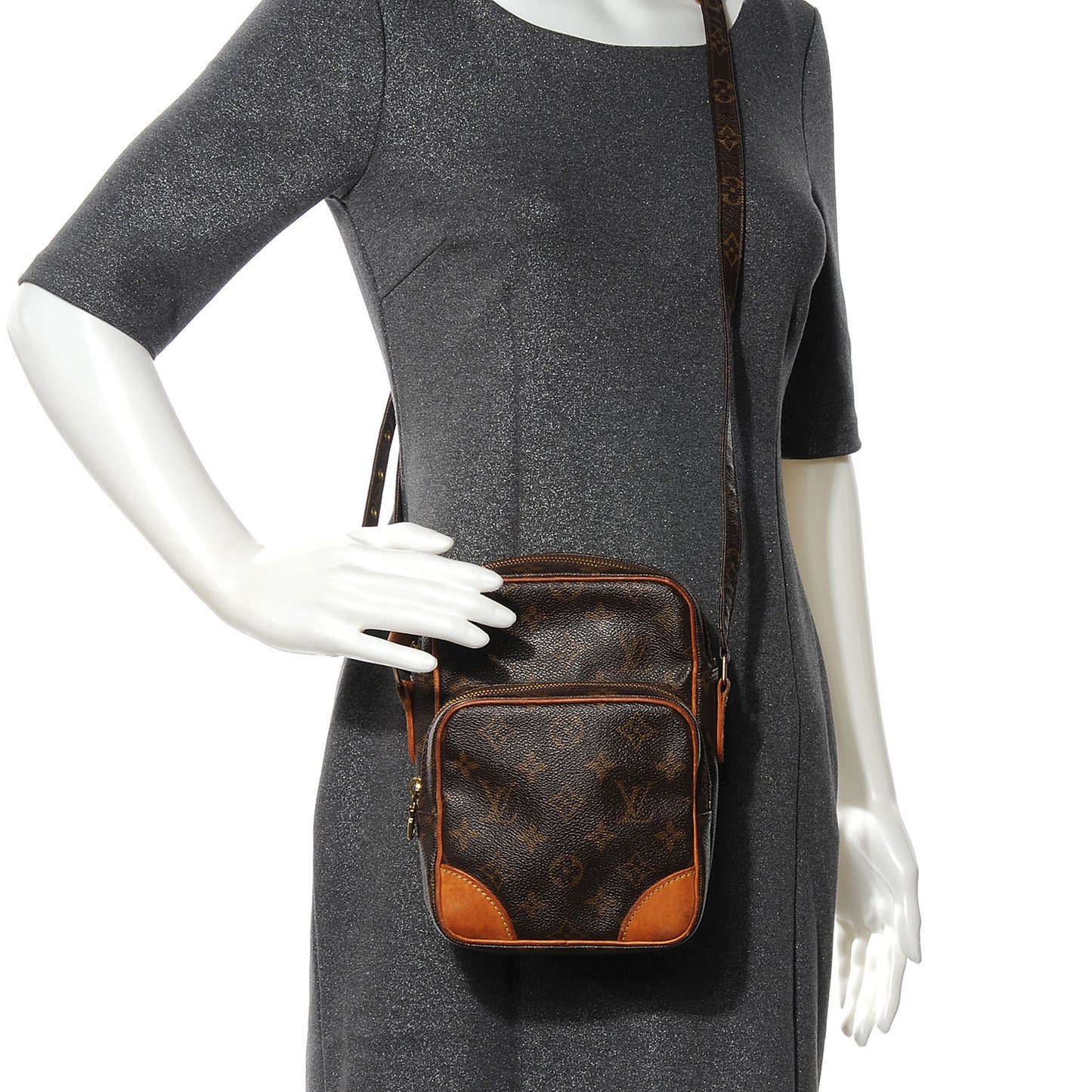 Monogram Amazone