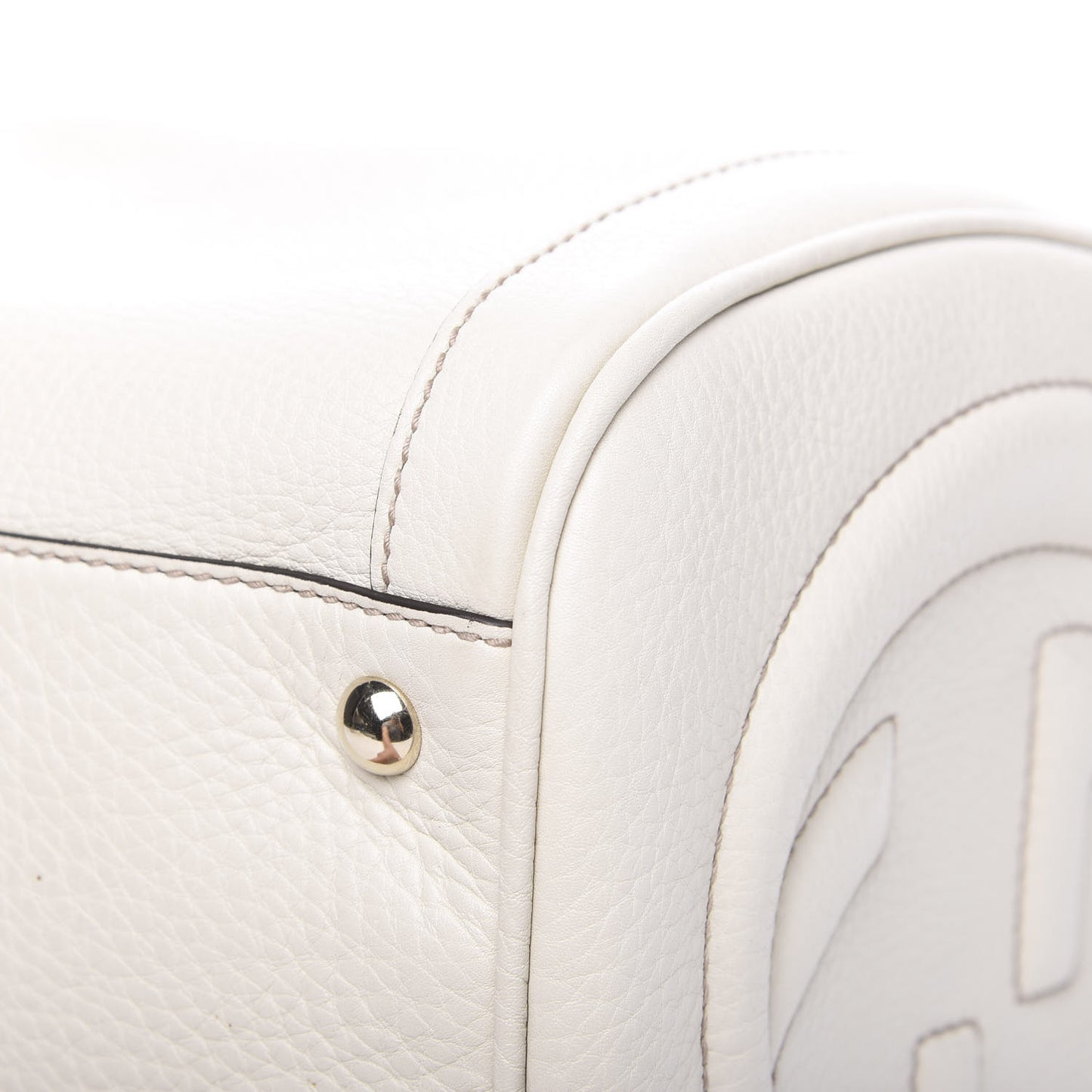 Pebbled Calfskin Medium Soho Boston Off White