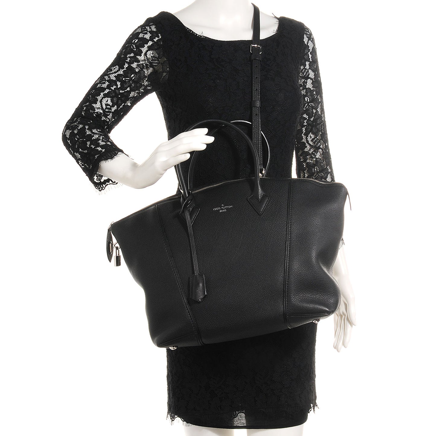 Veau Cachemire Soft Lockit MM Black