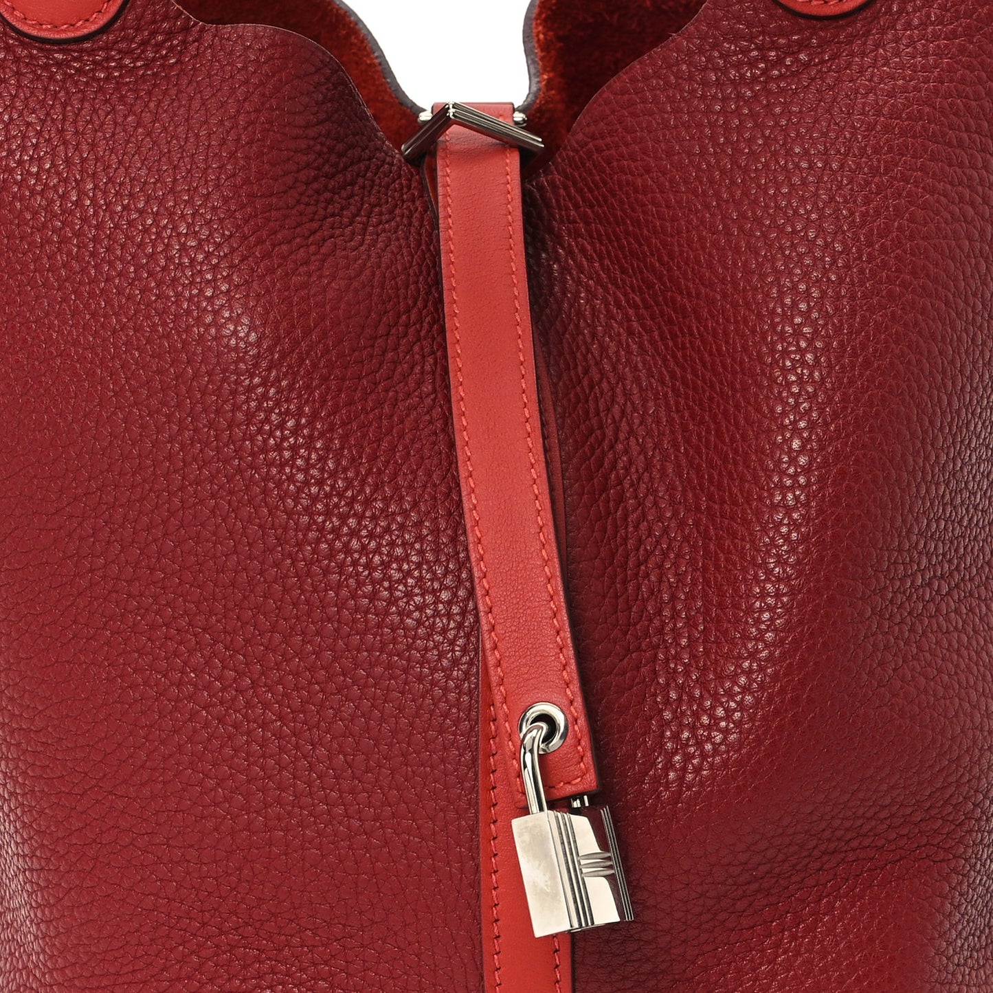 Taurillon Clemence Swift Picotin Lock 22 MM Rouge H Brique