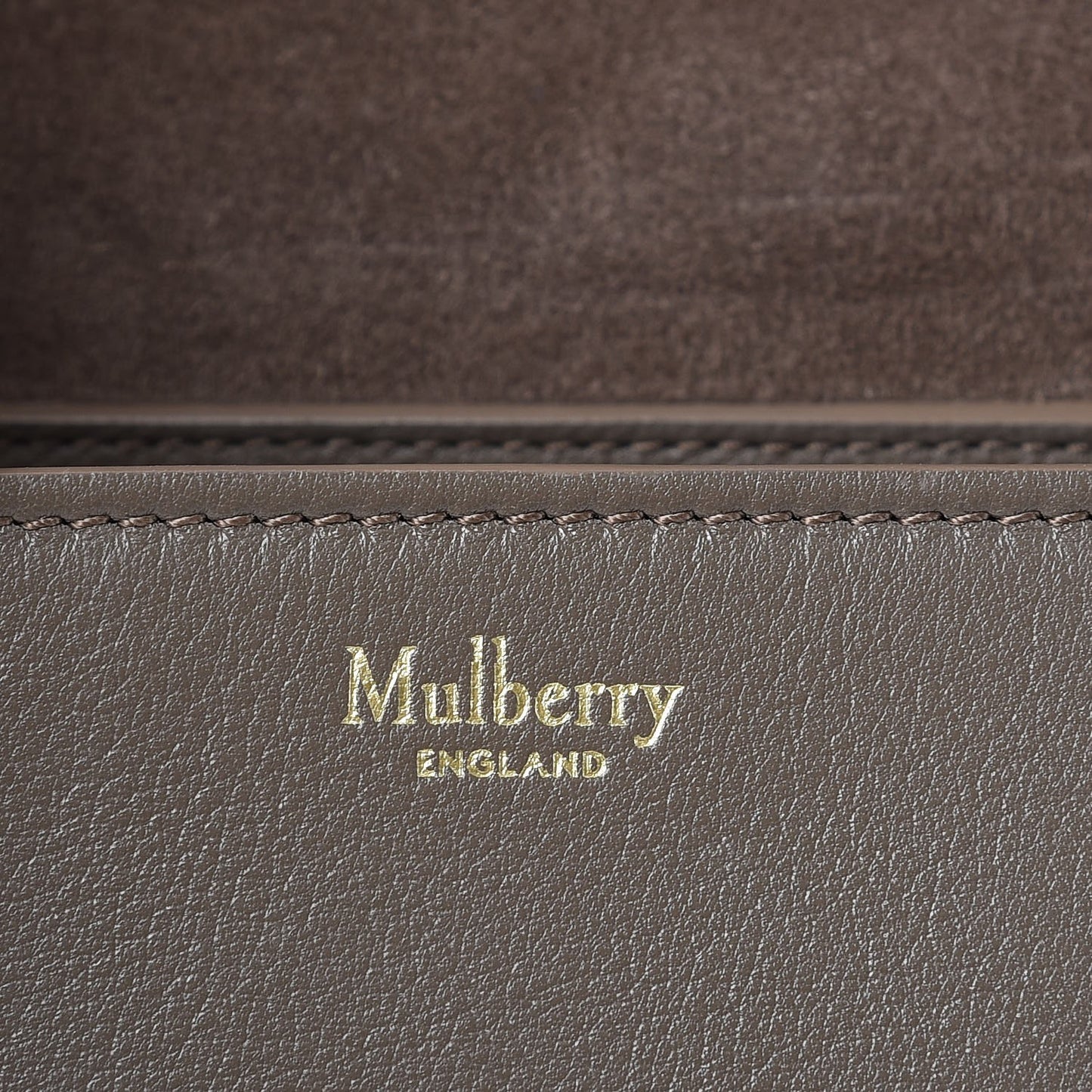 Smooth Calfskin Cheyne Clay