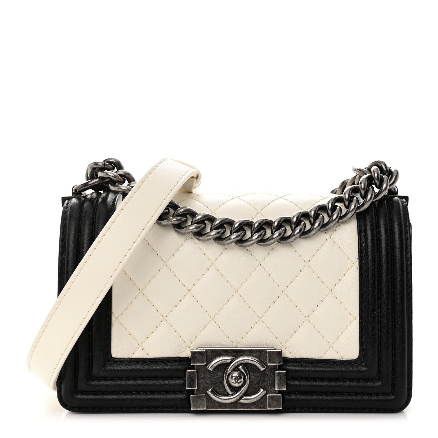 Lambskin Quilted Small Boy Flap Black White