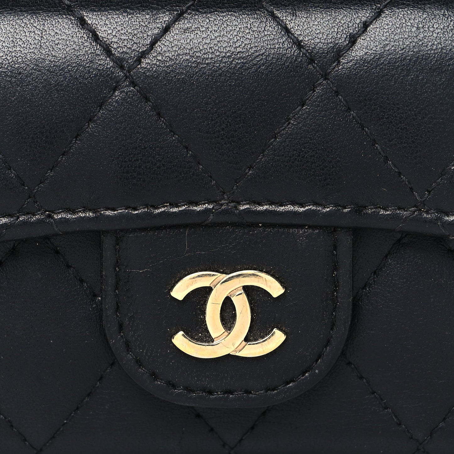 Lambskin Quilted 4 Key Holder Black