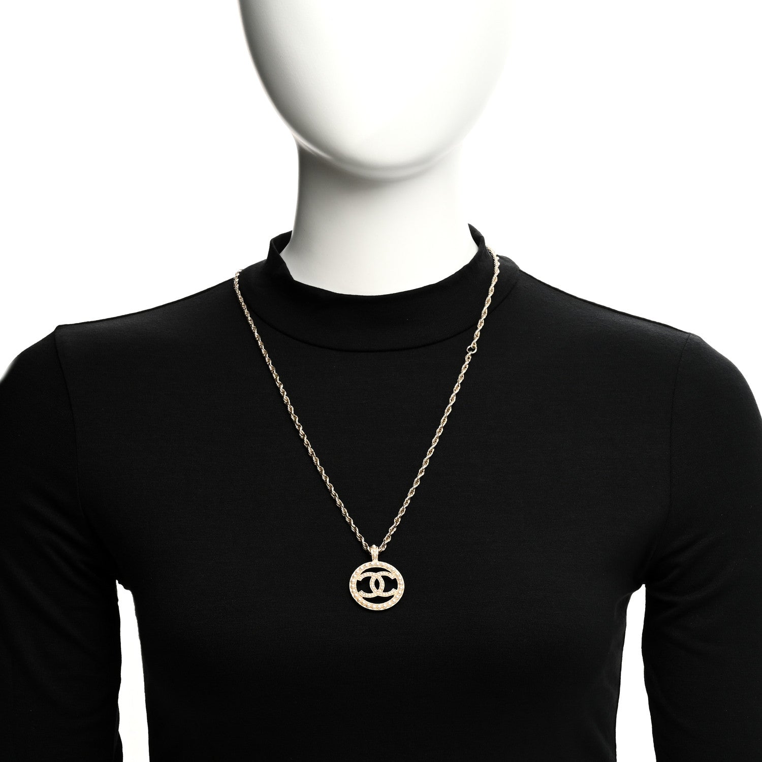 Chanel Pearl CC Round Pendant Necklace Gold 2 of 4