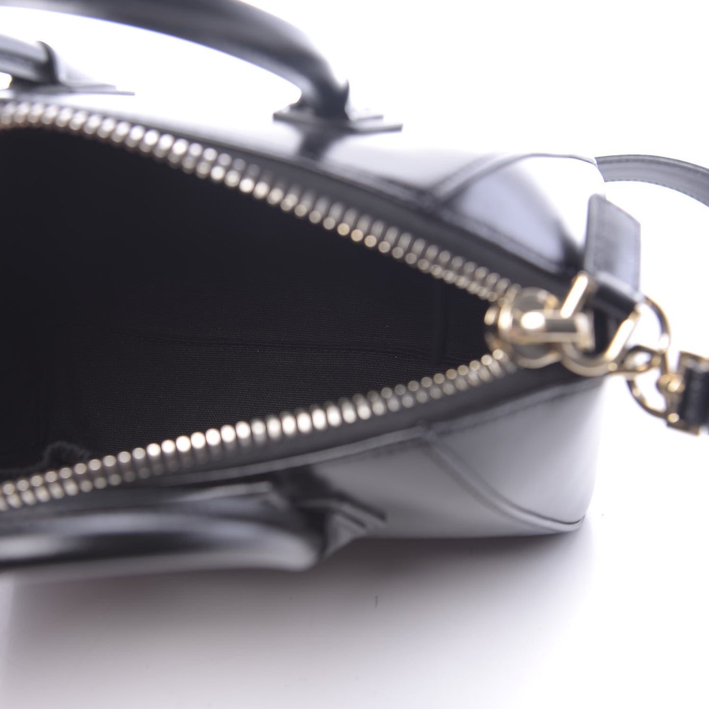 Shiny Lord Calfskin Mini Antigona Black