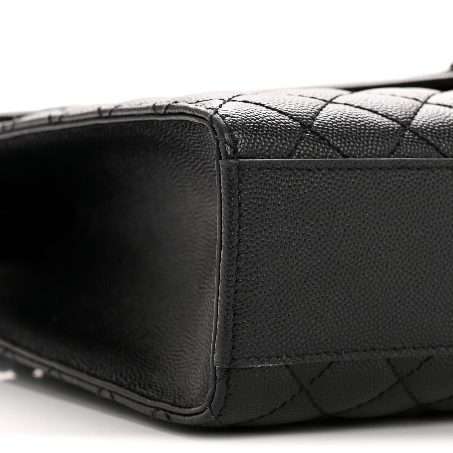 Saint Laurent Grain De Poudre Textured Mixed Matelasse Large Triquilt Monogram Monochrome Satchel Black 9 of 15