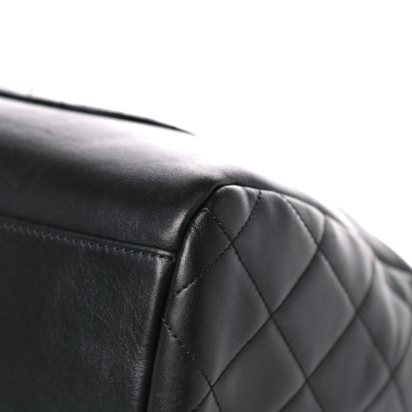Calfskin Chain 20s Signature Hobo Black