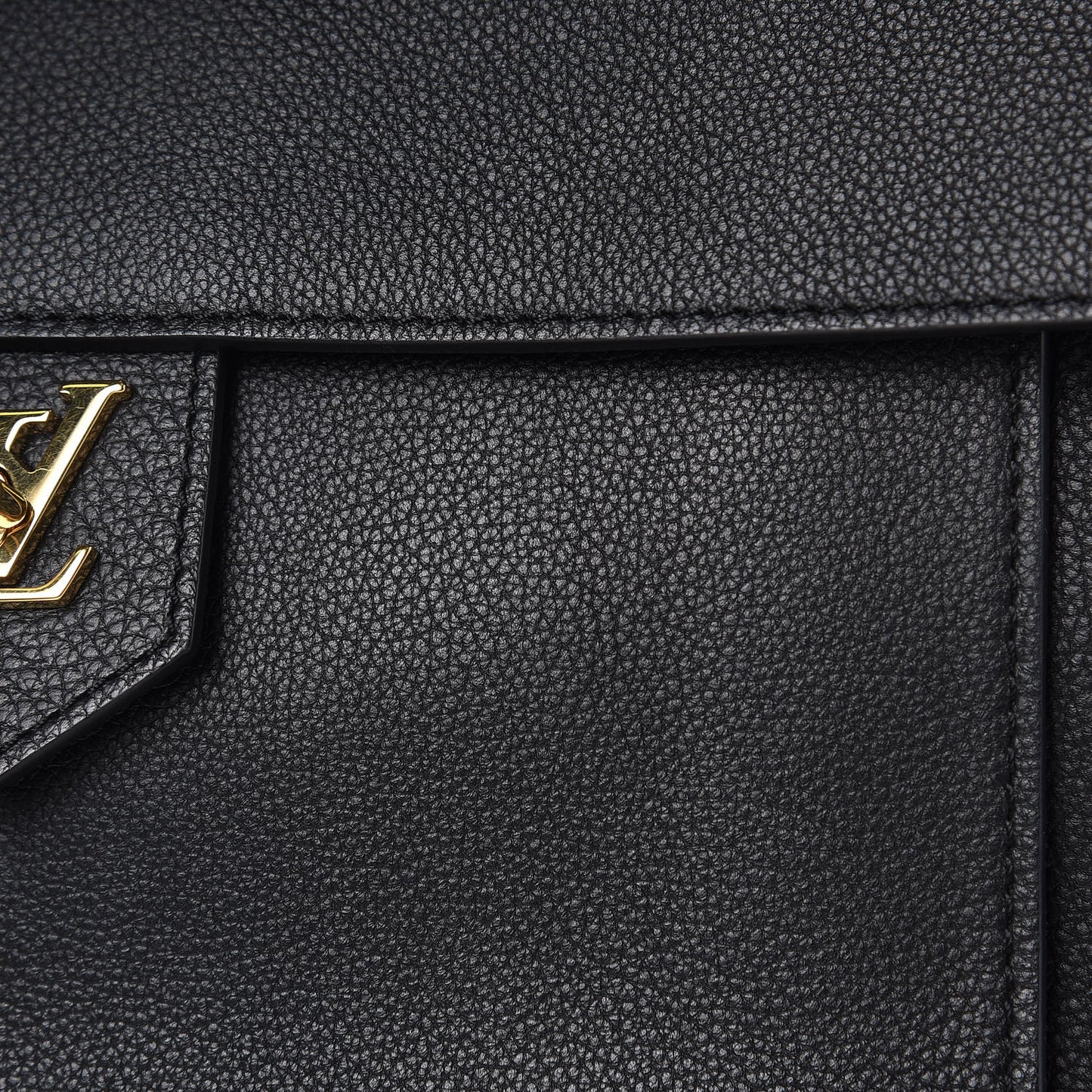 Calfskin Lockme PM Black