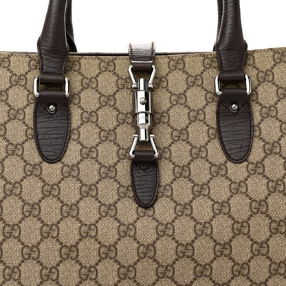 Gucci GG Plus Monogram tote dark brown
Piston Lock Tote Dark Brown 9 of 14