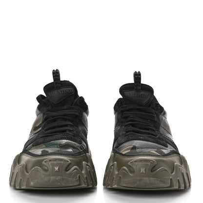 Valentino Garavani Nappa Suede Camouflage Mens Rockrunner Plus Sneakers 44 Army Green Black Multicolor 2 of 10