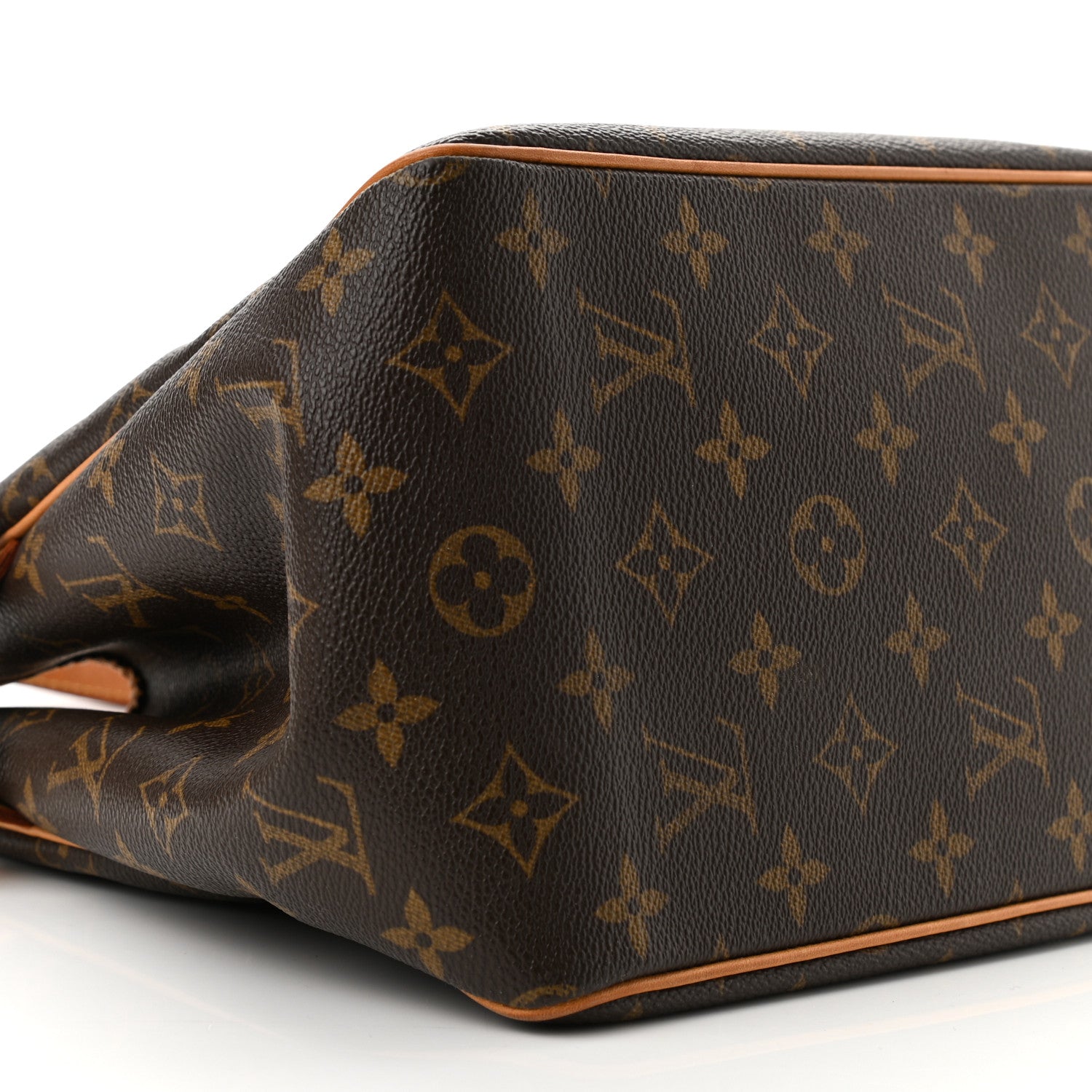 Louis Vuitton Monogram Batignolles 9 of 11