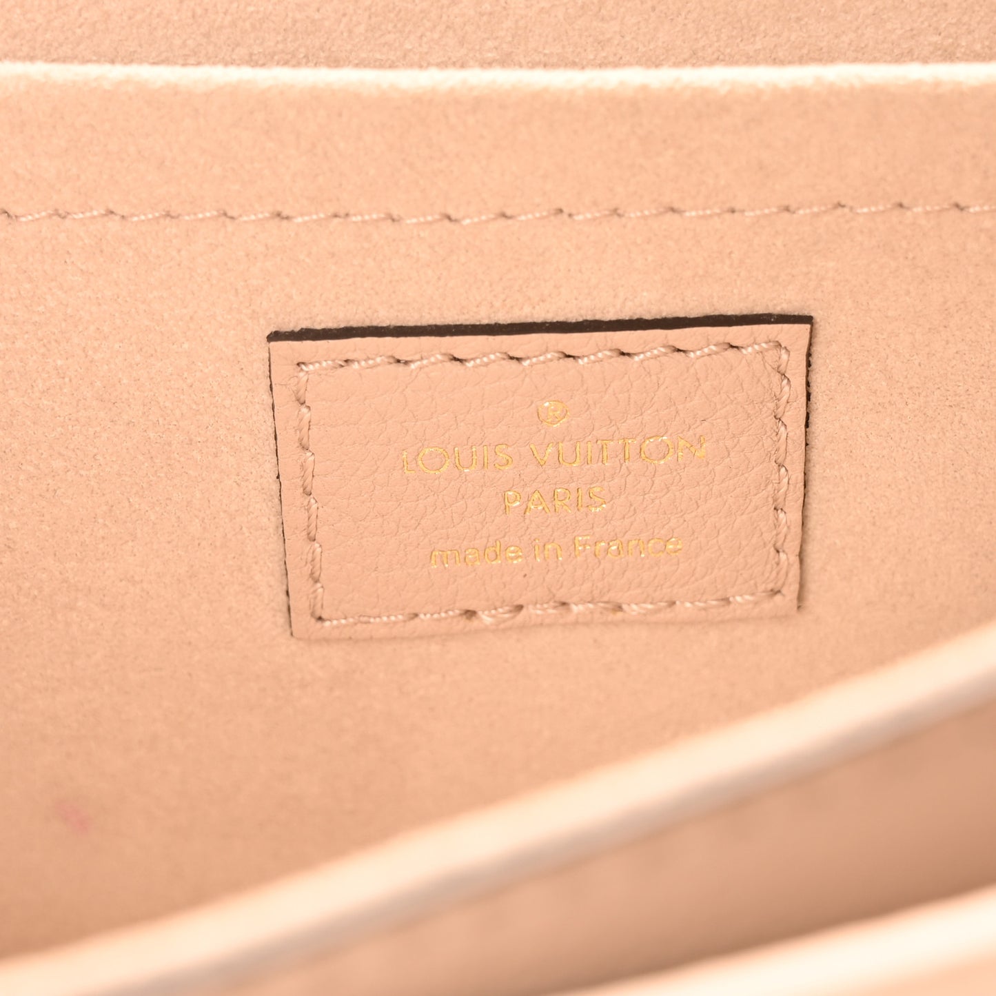 Grained Calfskin Lockme Tender Greige