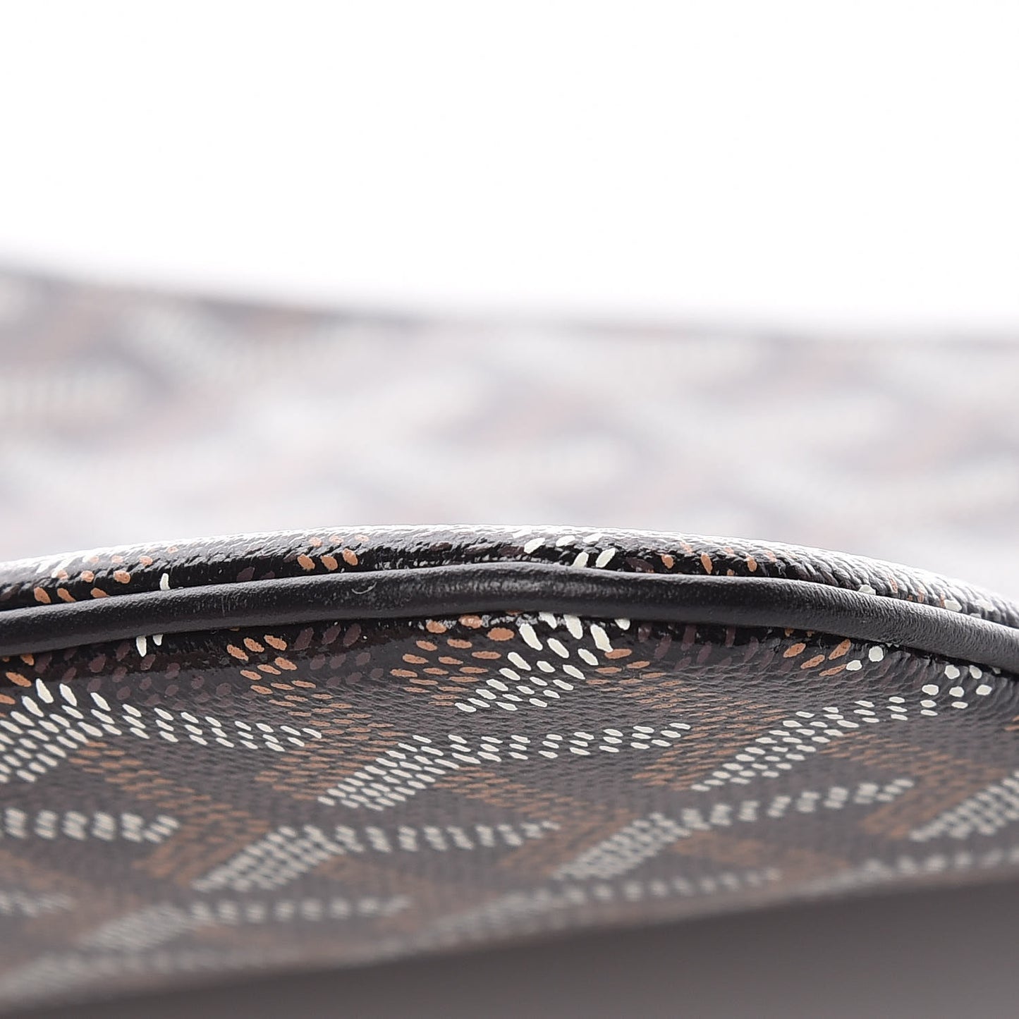 Goyardine Senat Pochette MM Black