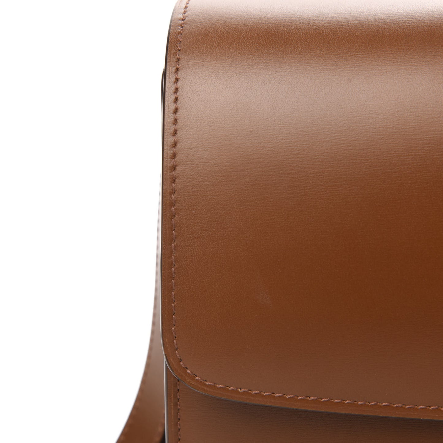 Box Calfskin Medium Classic Box Flap Bag Camel