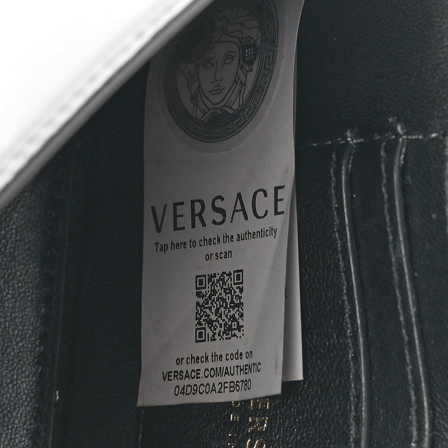 Vitello Virtus Mini Chain Bag Black