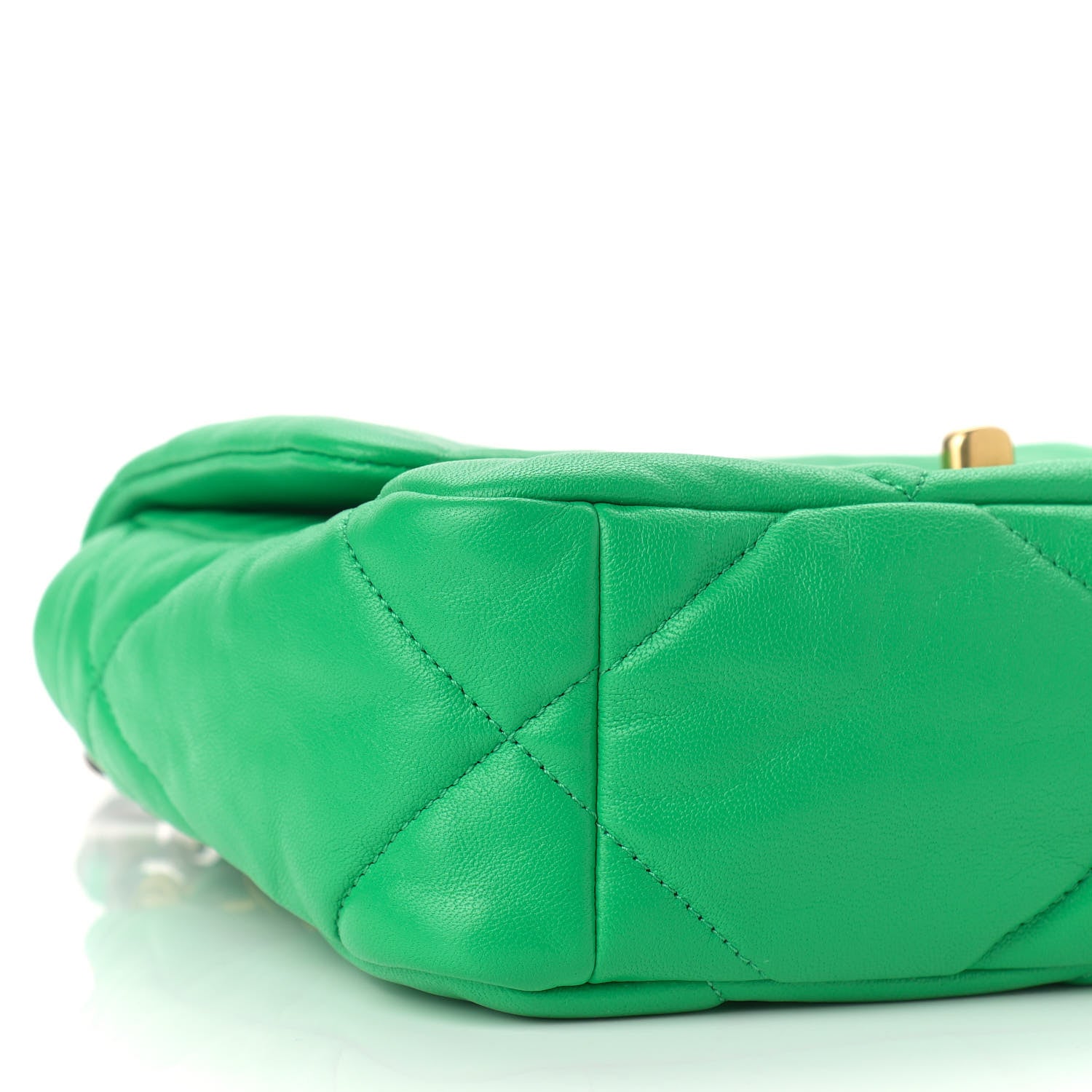 Chanel Lambskin Quilted Medium Chanel 19 Flap Green 8 of 10