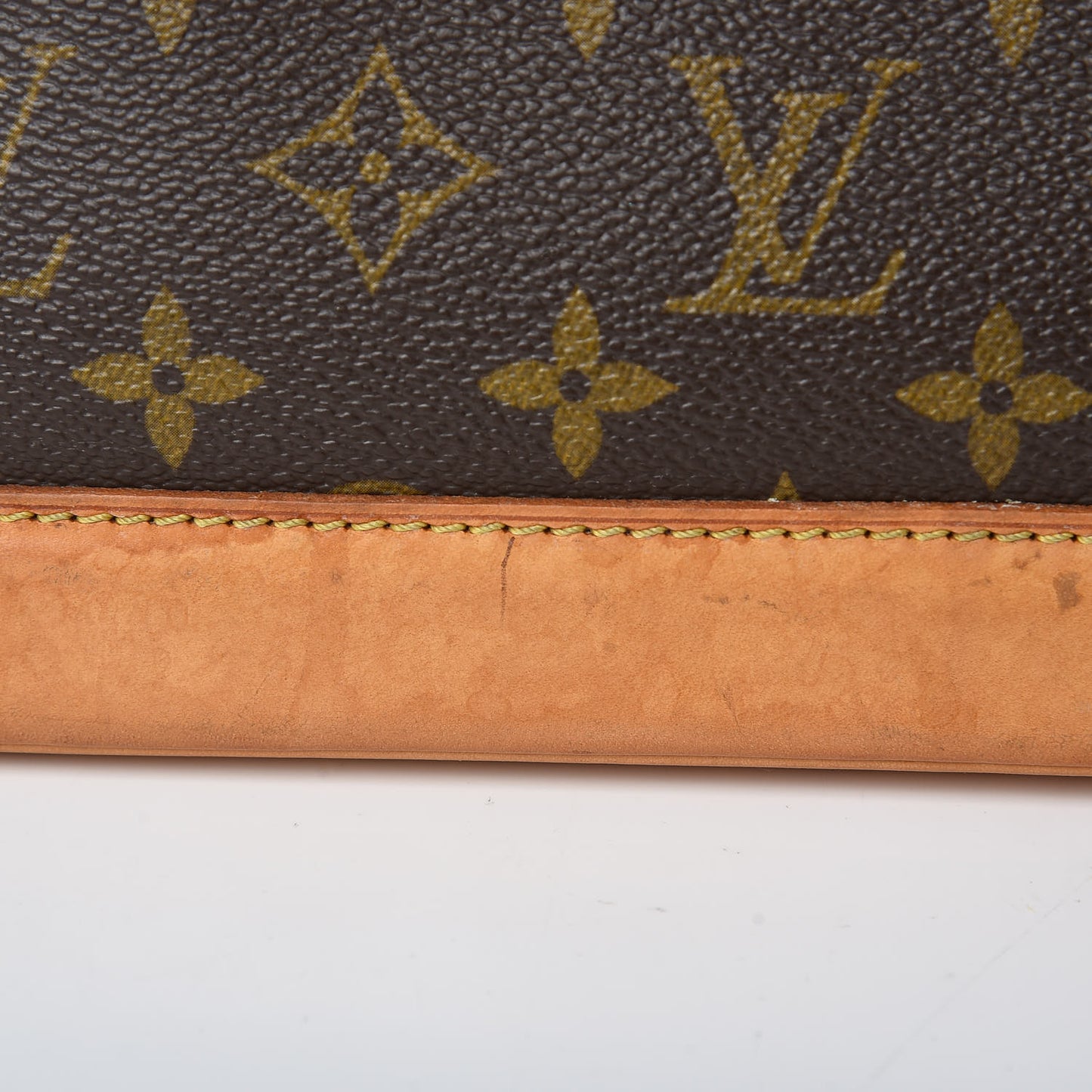 Monogram Alma PM