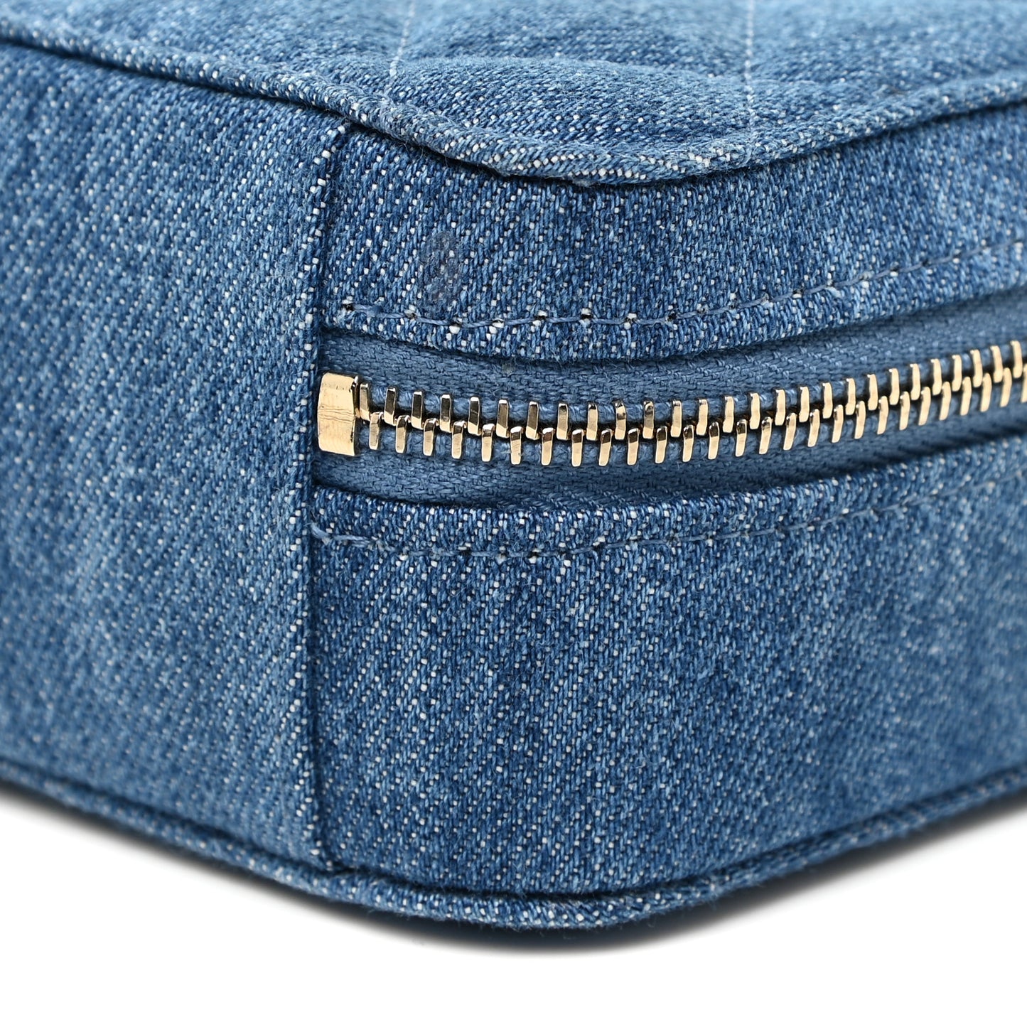 Denim Quilted CC Pearl Crush Camera Case Blue