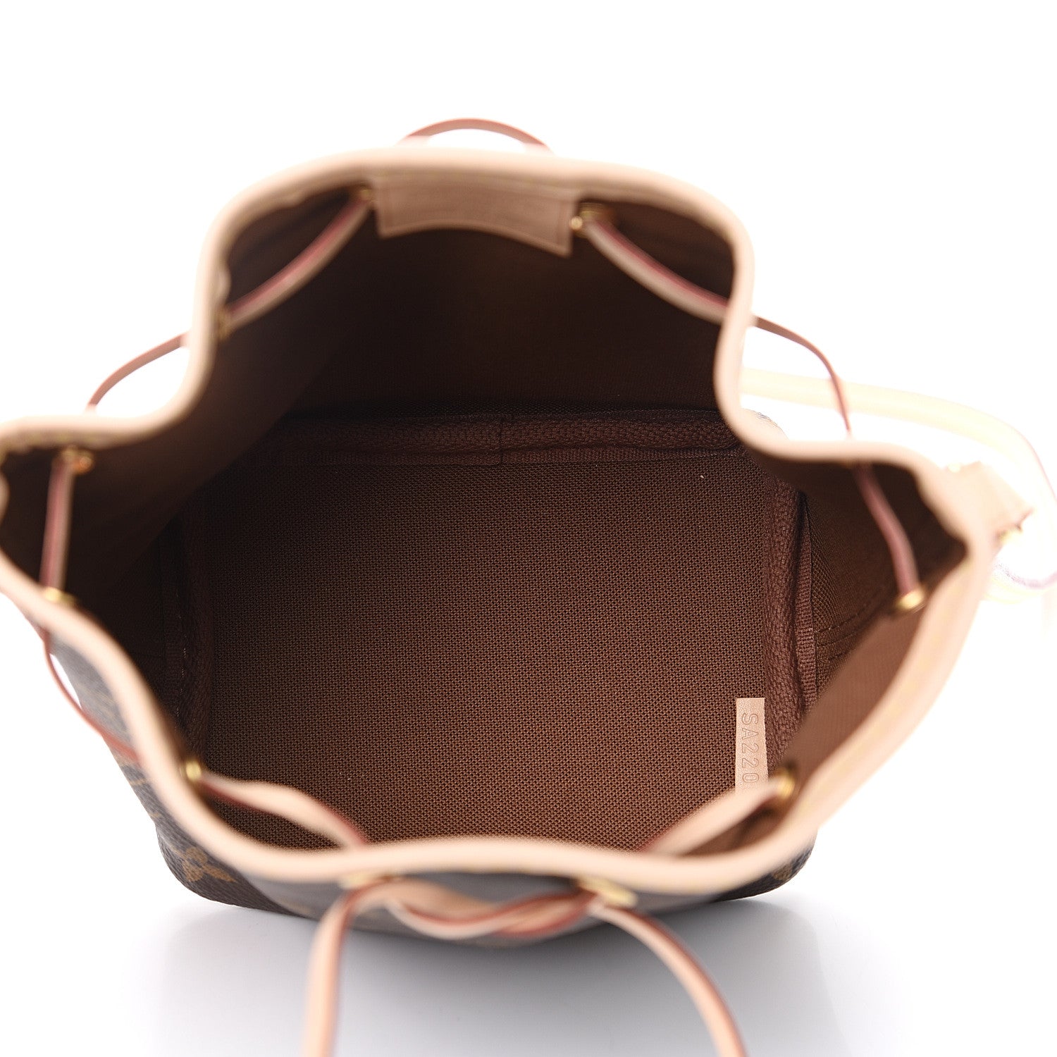 Louis Vuitton Monogram Nano Noe 4 of 9