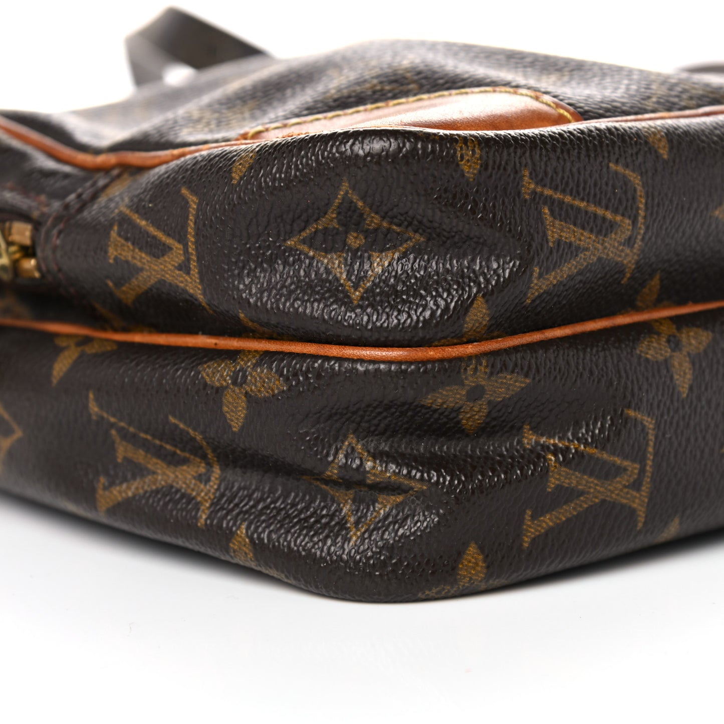 Monogram Amazone