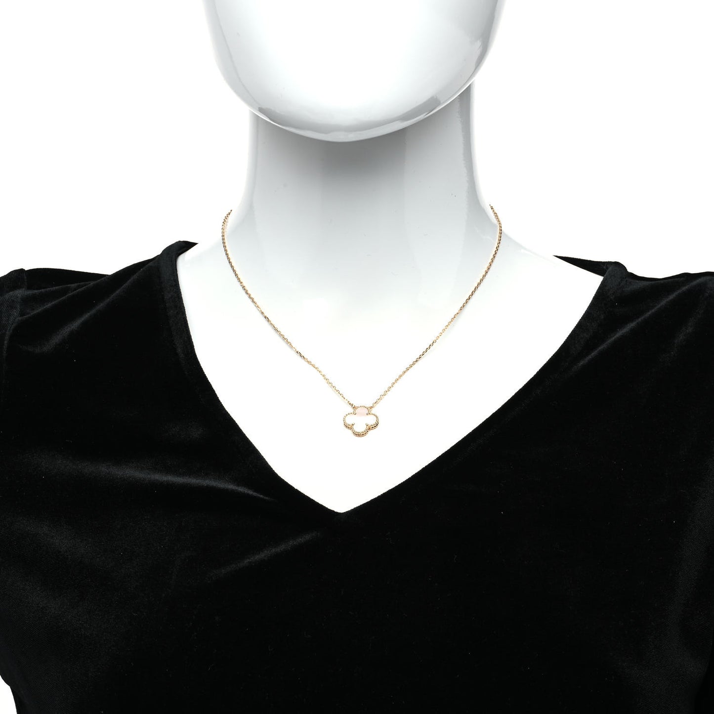 18K Yellow Gold Mother of Pearl Vintage Alhambra Pendant Necklace