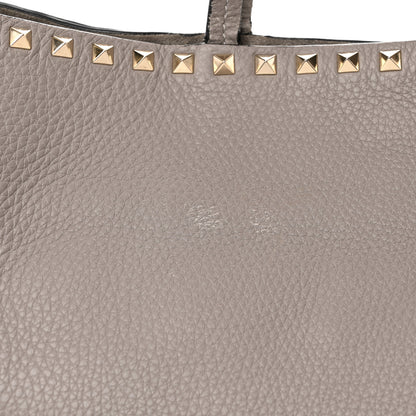 Valentino Garavani Grained Calfskin Rockstud Shoulder Tote Perla 19 of 24