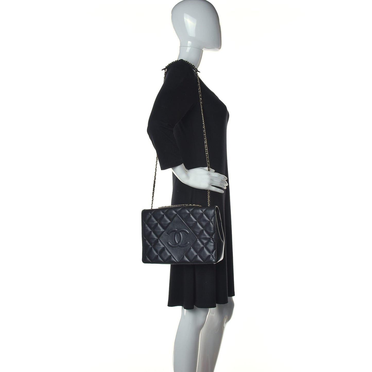 Lambskin Quilted Medium Diamond CC Flap Black