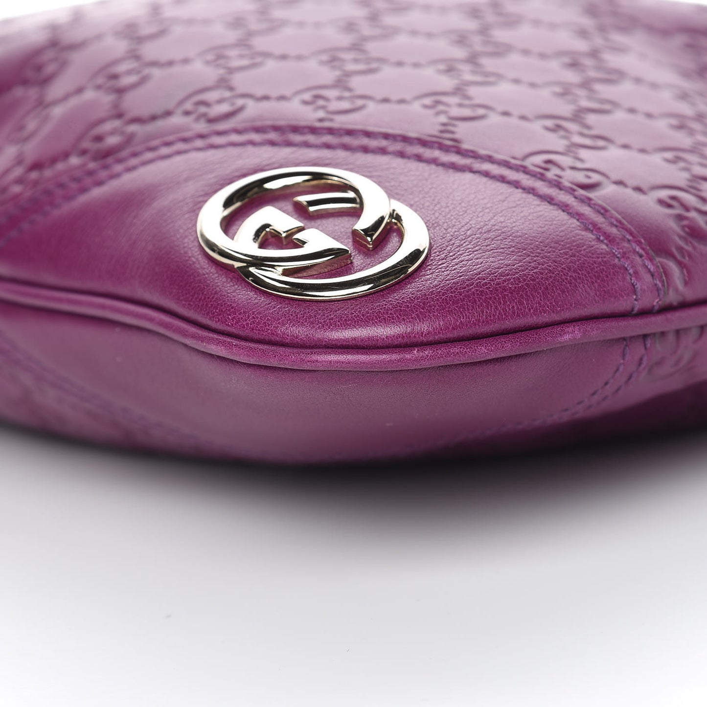 Guccissima Medium New Britt Hobo Purple
