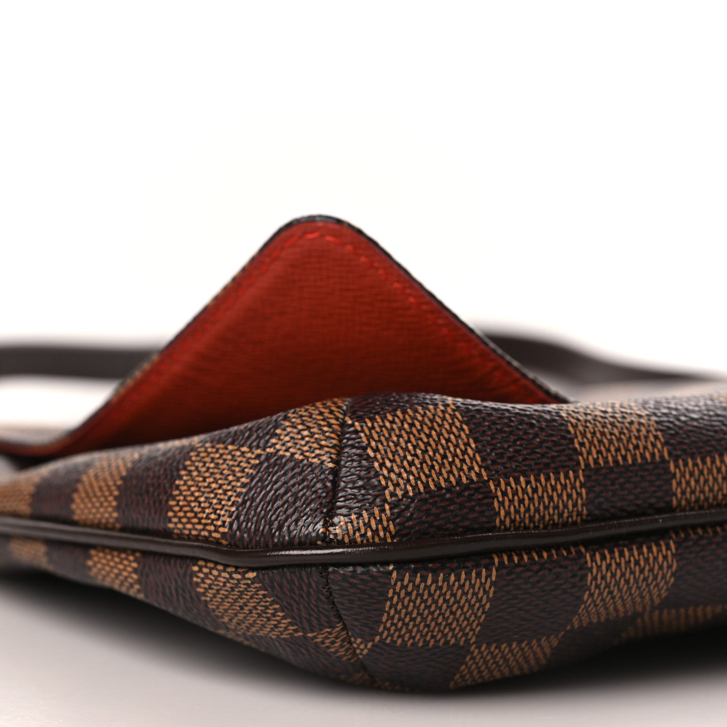 Louis Vuitton Damier Ebene Musette Tango 8 of 9