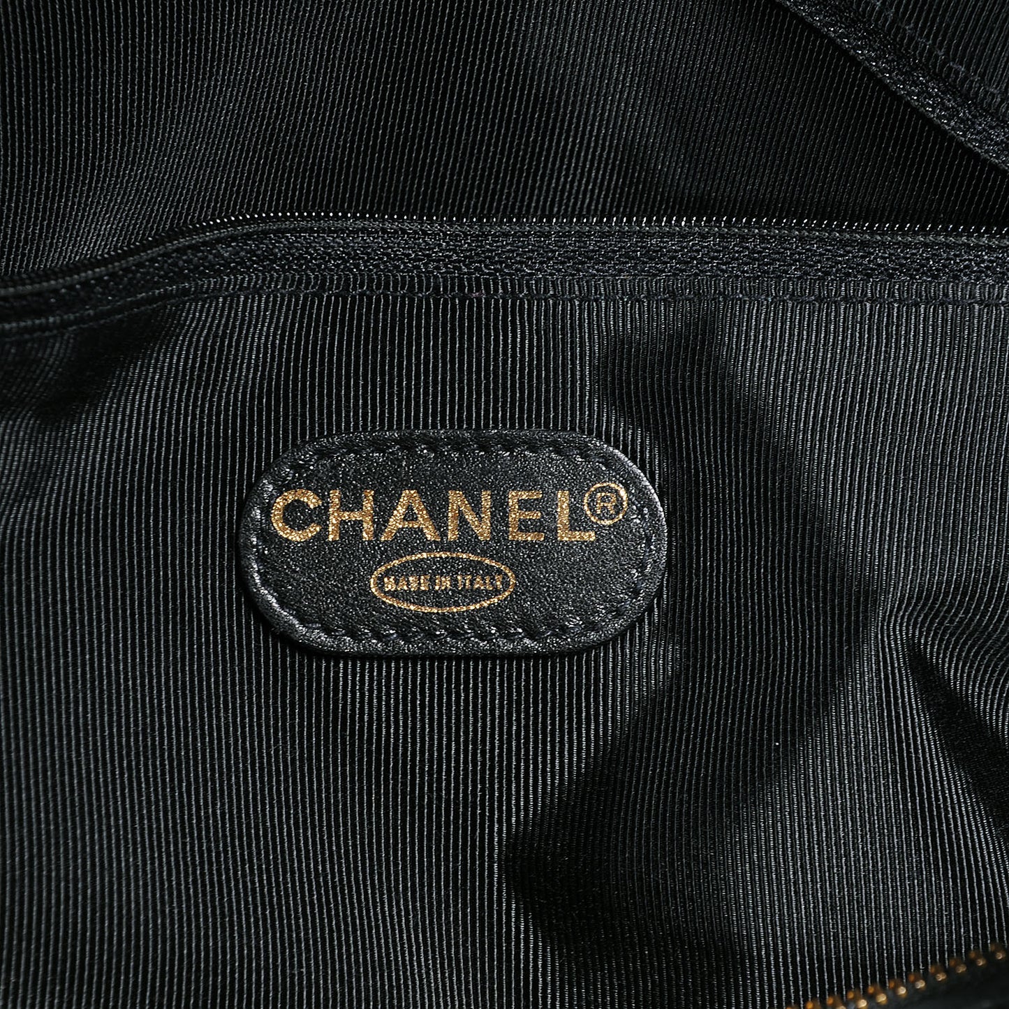 Quilted Vinyl Large Boston Black
