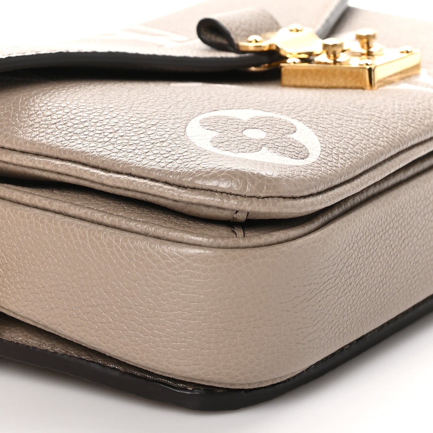 Empreinte Monogram Giant Pochette Metis East West Tourterelle Creme