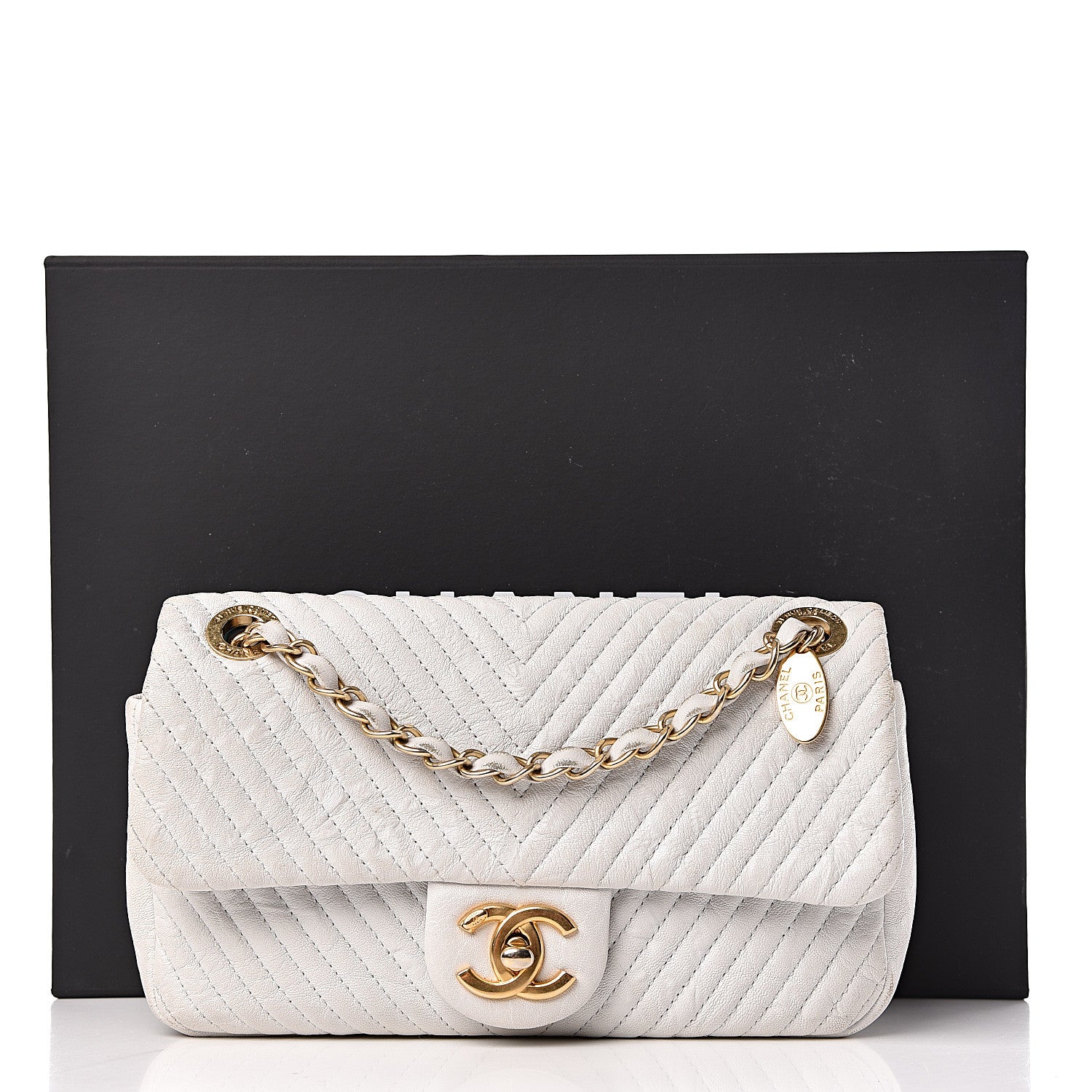 Chanel Calfskin Surpique Chevron Small Flap White 26 of 34