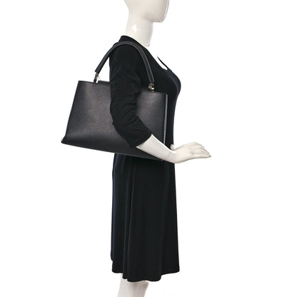 Louis Vuitton Taurillon Capucines MM Platino 2 of 10
