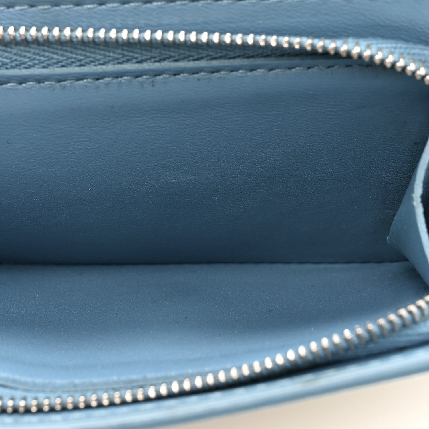 Louis Vuitton Mahina Iris Compact Wallet NM Bleu 7 of 12