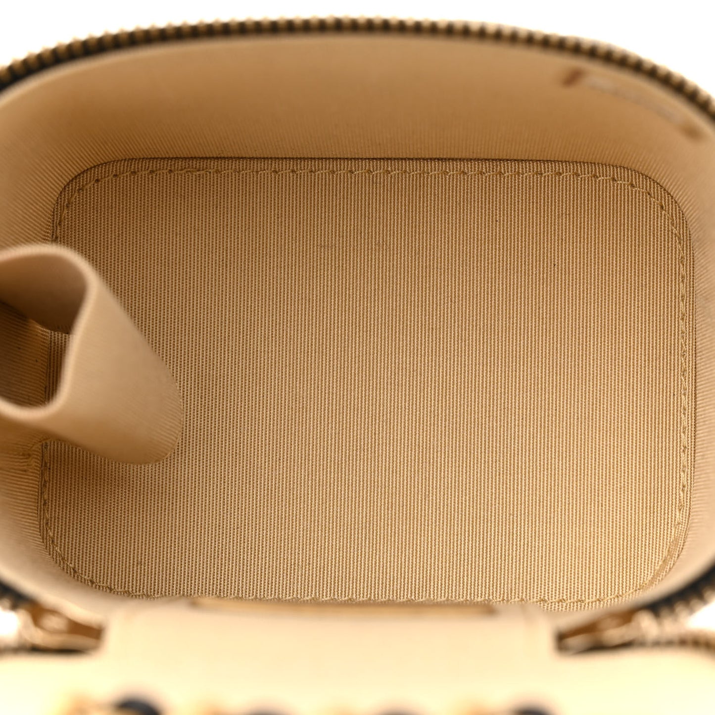 Lambskin Quilted Mini Pearl Crush Vanity Case With Chain Black