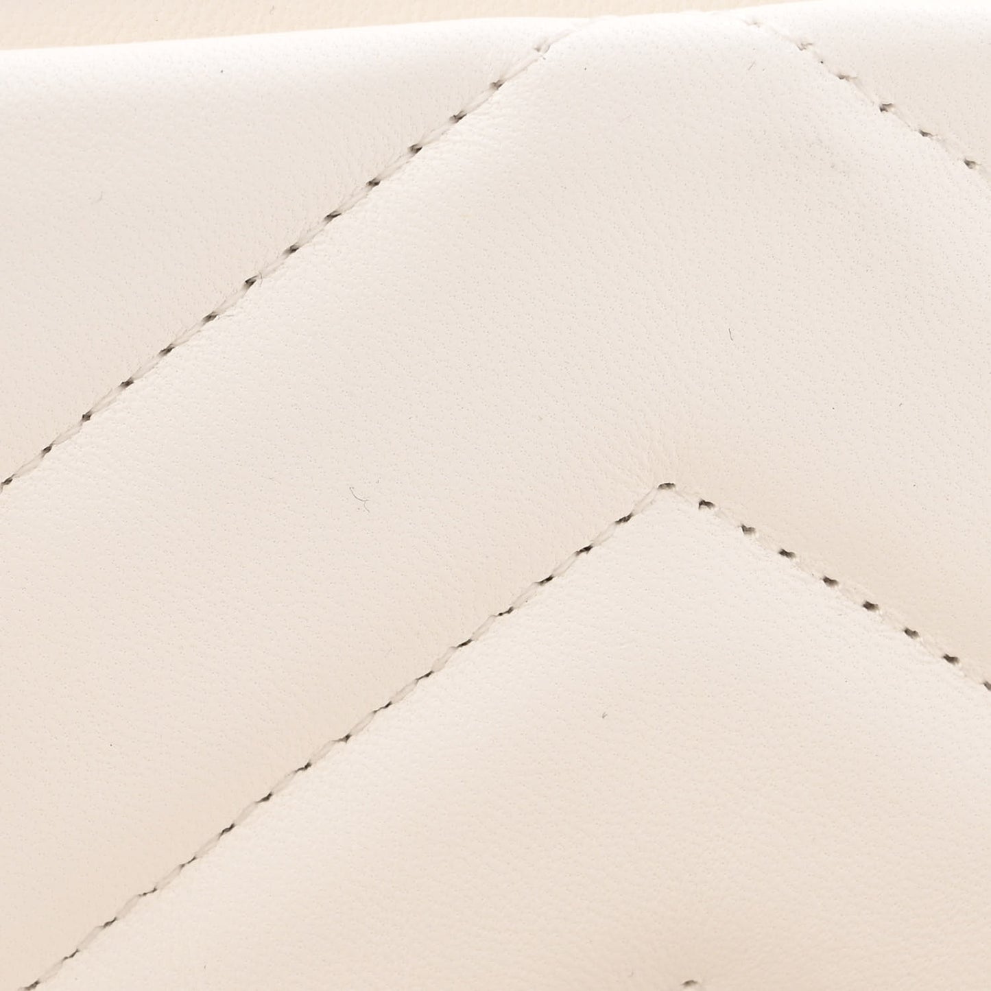 Lambskin Chevron Stitched Flap White Black