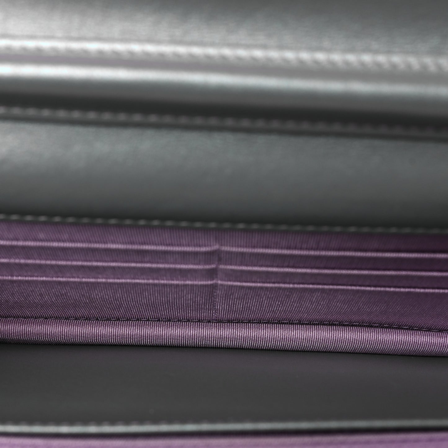Iridescent Lambskin Quilted Reissue Wallet On Chain WOC Light Purple