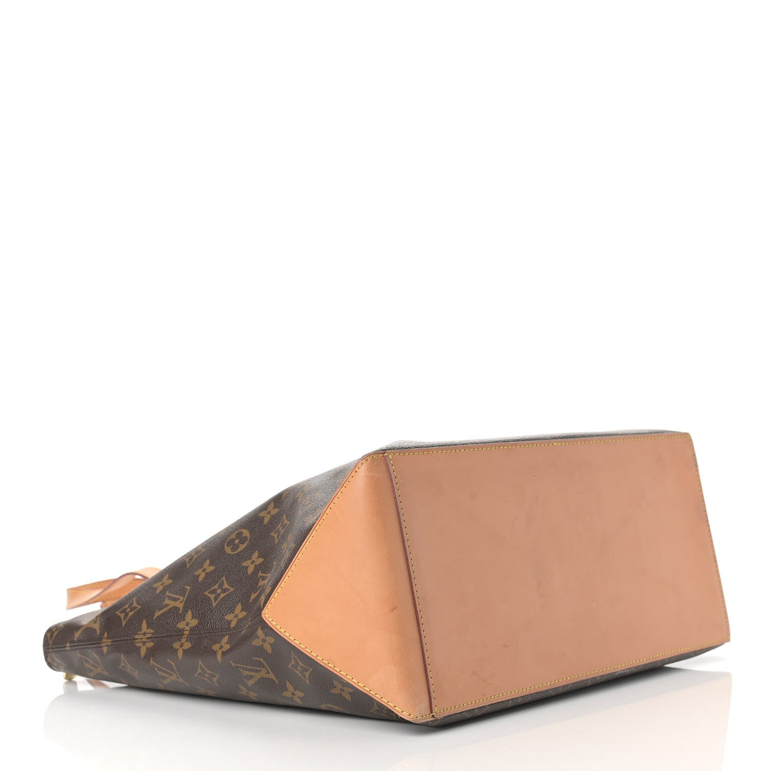 Louis Vuitton Monogram Cabas Mezzo 3 of 12
