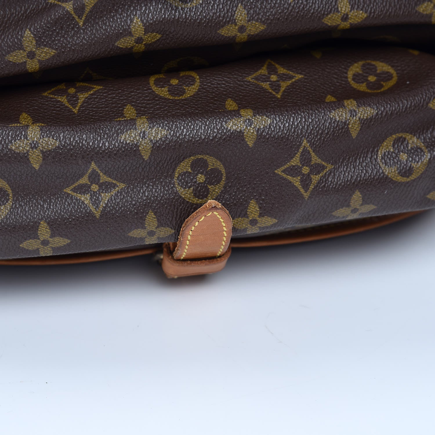 Louis Vuitton Monogram Saumur 30 12 of 16