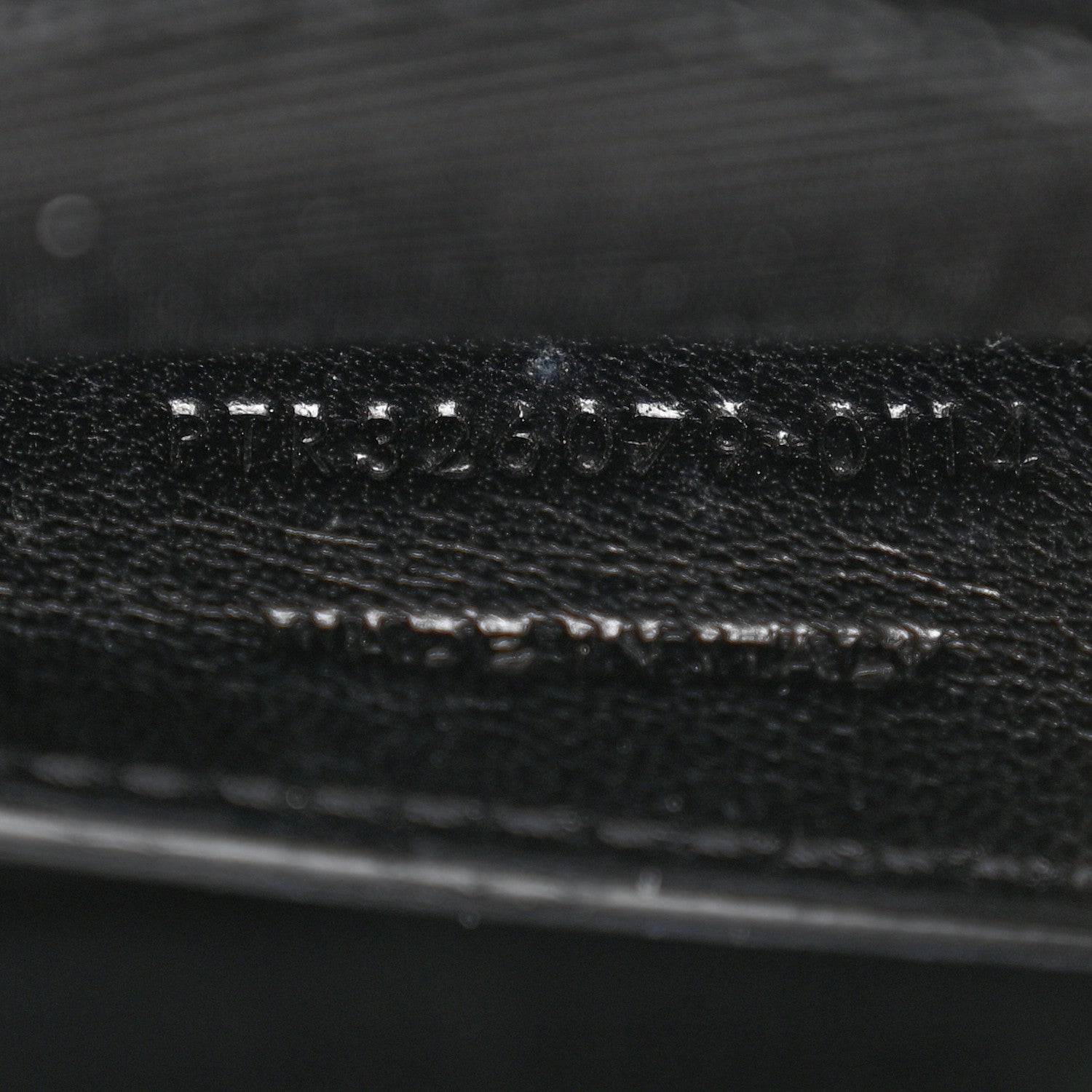 Saint Laurent Grain De Poudre Monogram Cassandre Clutch Black 8 of 9