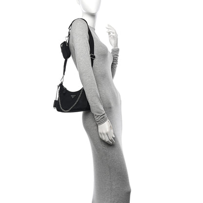 Prada Nylon Re-Edition 2005 Shoulder Bag Black 2 of 11