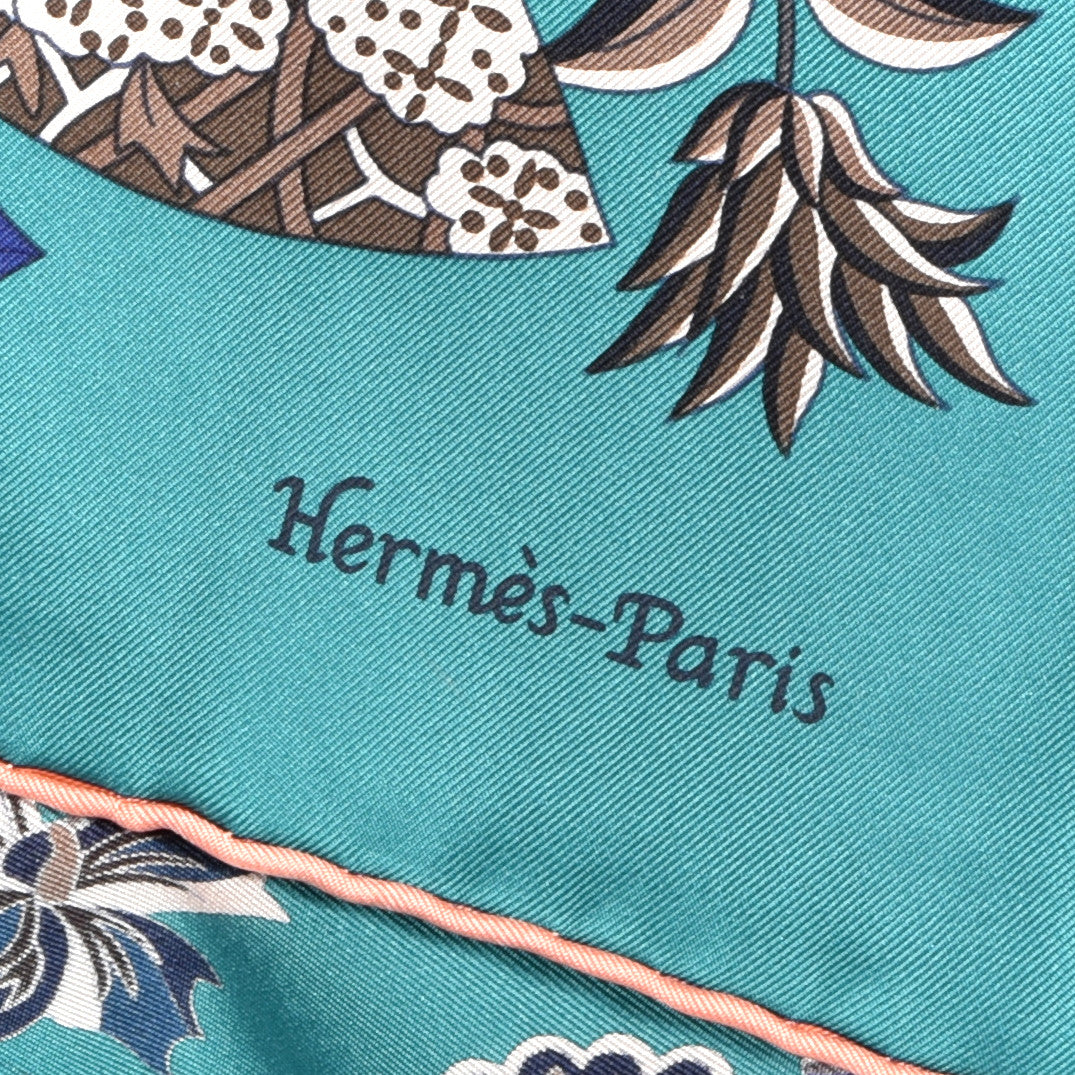 Hermes Silk Fleurs et Papillons de Tissus Scarf 90 2 of 3