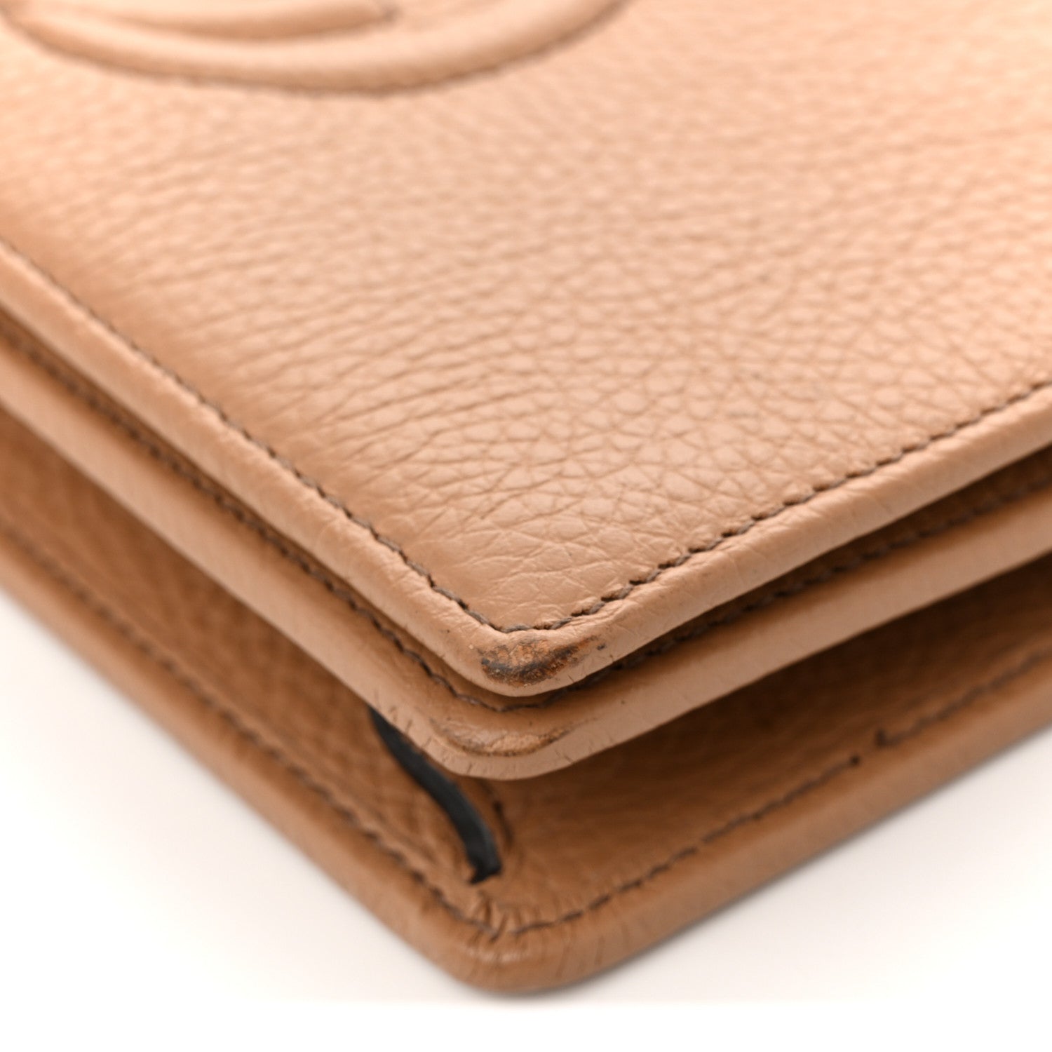 Gucci Pebbled Calfskin Soho Wallet On Chain Camelia 10 of 14